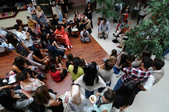 Singer Dikiş Atölyesi Barbaros Şansal Okan'da