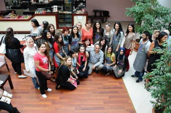 Singer Dikiş Atölyesi Barbaros Şansal Okan'da