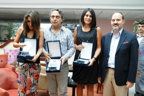 Singer Dikiş Atölyesi Barbaros Şansal Okan'da