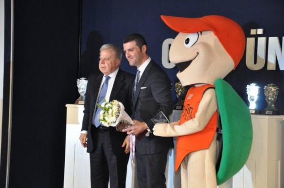 Okan Üniversitesi 2012 Spor Ödülleri sahiplerini