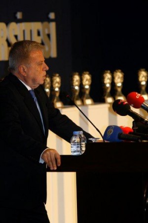 Okan Üniversitesi 2012 Spor Ödülleri sahiplerini