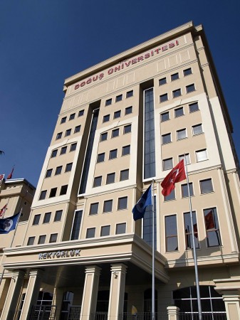 Doğuş Üniversitesi