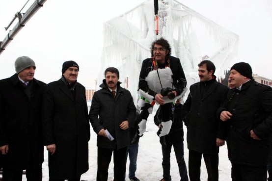 Çılgın Profesör sınır tanımadı