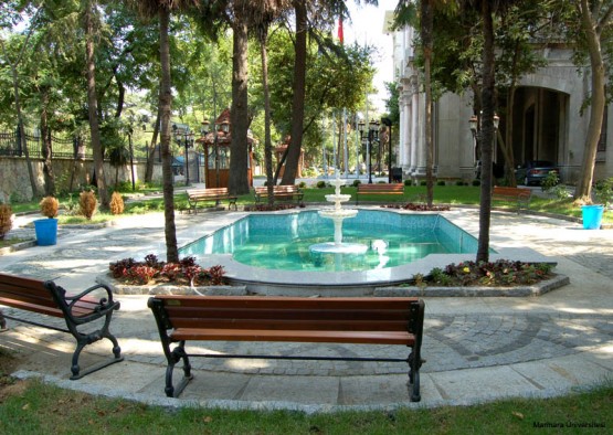 Marmara Üniversitesi