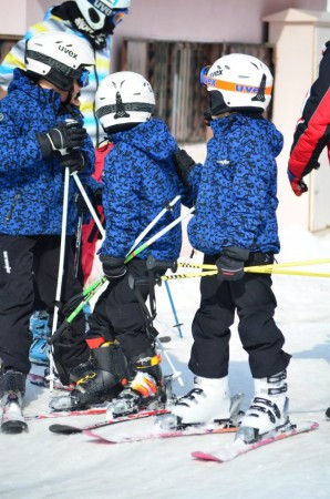 Minik Kardelenler kayak ile tanıştı