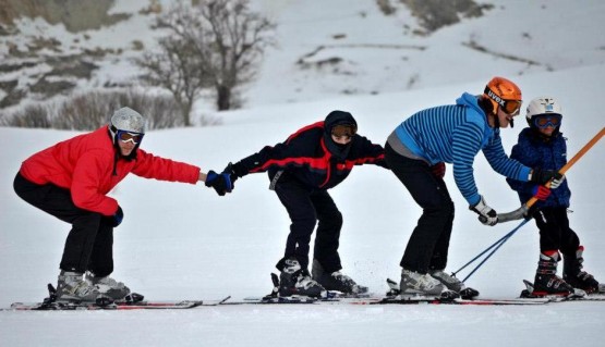 Minik Kardelenler kayak ile tanıştı