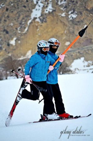 Minik Kardelenler kayak ile tanıştı