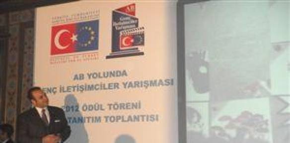 AB yolunda Genç iletişimciler ödüllerini aldı