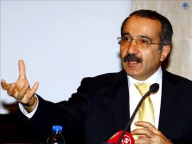 Ağustosa kadar öğretmen ataması yok.