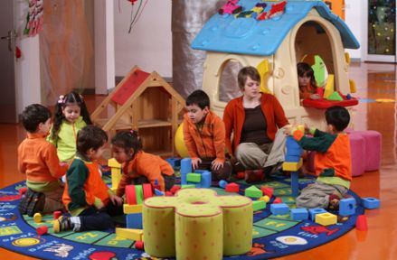 Erken yaşta dil eğitimi İzmir okul öncesi sempozyumunda 