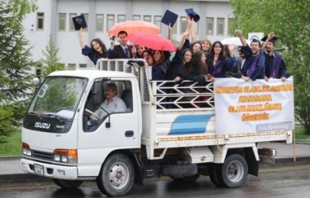 Hacettepe Üniversitesi'nde ilginç protesto.