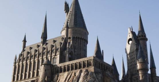 Hogwarts Büyücülük Okulu İmam - Hatip oluyor