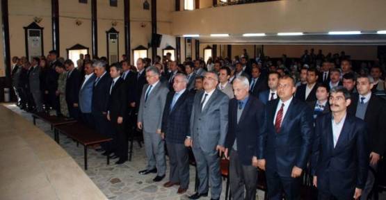 Nizip Eğitim Fakültesi'nde 'Çarşamba Eğitimleri'