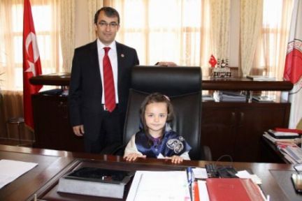 Tamer Uçar: Beşikten mezara kadar eğitim önemli bir süreçtir.