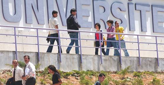 Üniversitede siyaset suç olmaktan çıktı