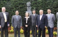 Mevlana ile Konfuçyüs Okan’da buluştu.