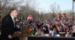 Bolulu 1000 öğrenciye dizüstü bilgisayar