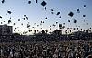 5 yeni vakıf üniversitesi tasarısı yasalaştı.