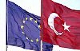 AB' den Türkiye'ye 4+4+4 eleştirisi