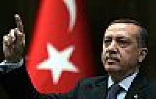 Başbakan: Gelecek gençlerimizin omuzlarındadır