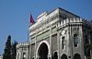 Din kültürü öğretmenlerini ilahiyat fakülteleri yetiştirecek.