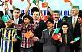 Dökülen terler en güzel Türkçe için