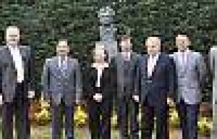 Mevlana ile Konfuçyüs Okan’da buluştu.