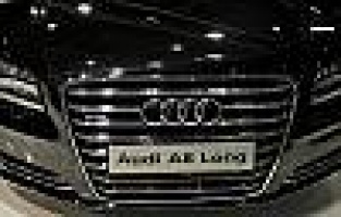 Öğrenci harçları ile rektöre lüks araba