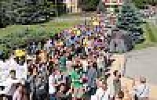 Öğrencilerden İngilizce isyanı