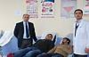 Öğretmen ve Öğrencilerden kan bağışına destek
