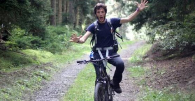 Christopher lütfen Tunahan'la çay iç